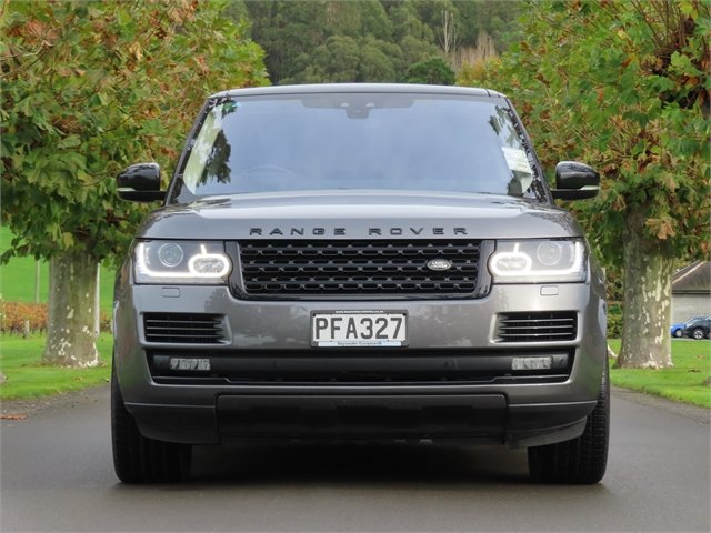 2017 Land Rover Range Rover SDV8 VOGUE