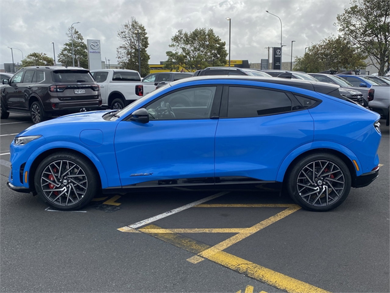 2023 Ford Mustang Gt Awd 98Kwh/Ev/4Wd