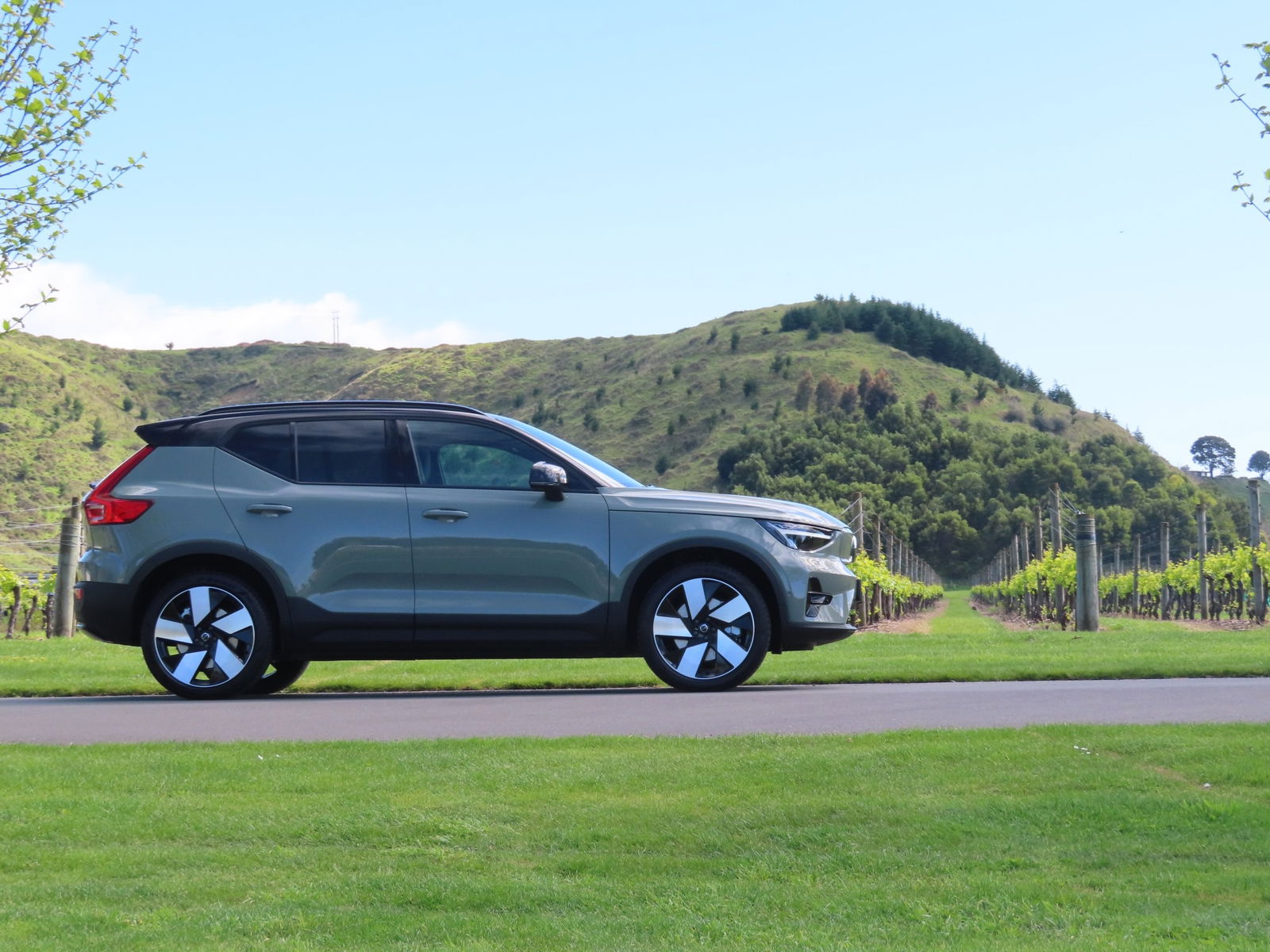 2023 Volvo XC40 P8 AWD Ultimate Recharge Pure Electric $74,990 ...