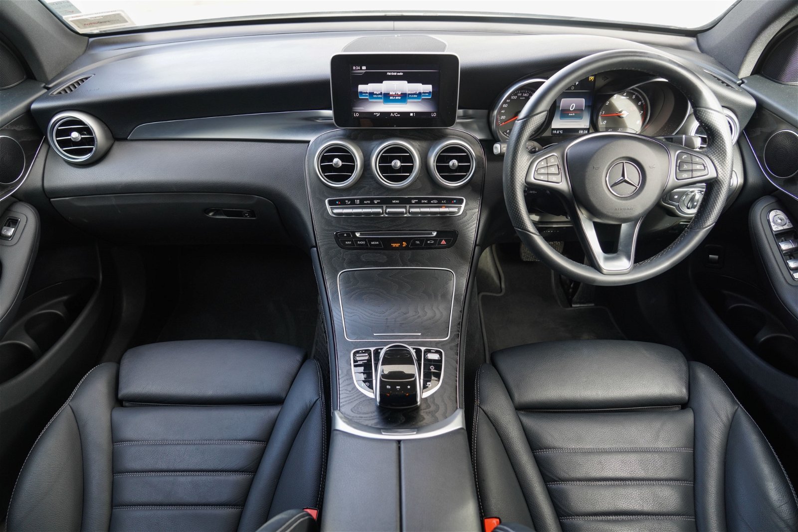 2018 Mercedes-Benz GLC 250 Glc-class 2.0P 4WD 9A 4Dr Wagon