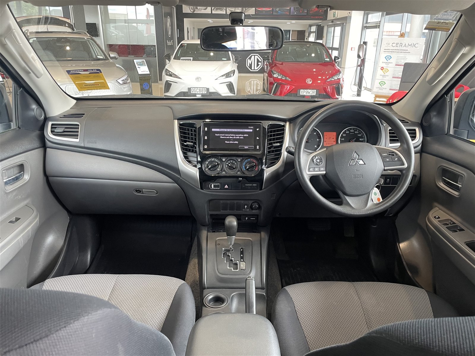 2018 Mitsubishi Triton Dc Glxr 5At 2.4D/5At