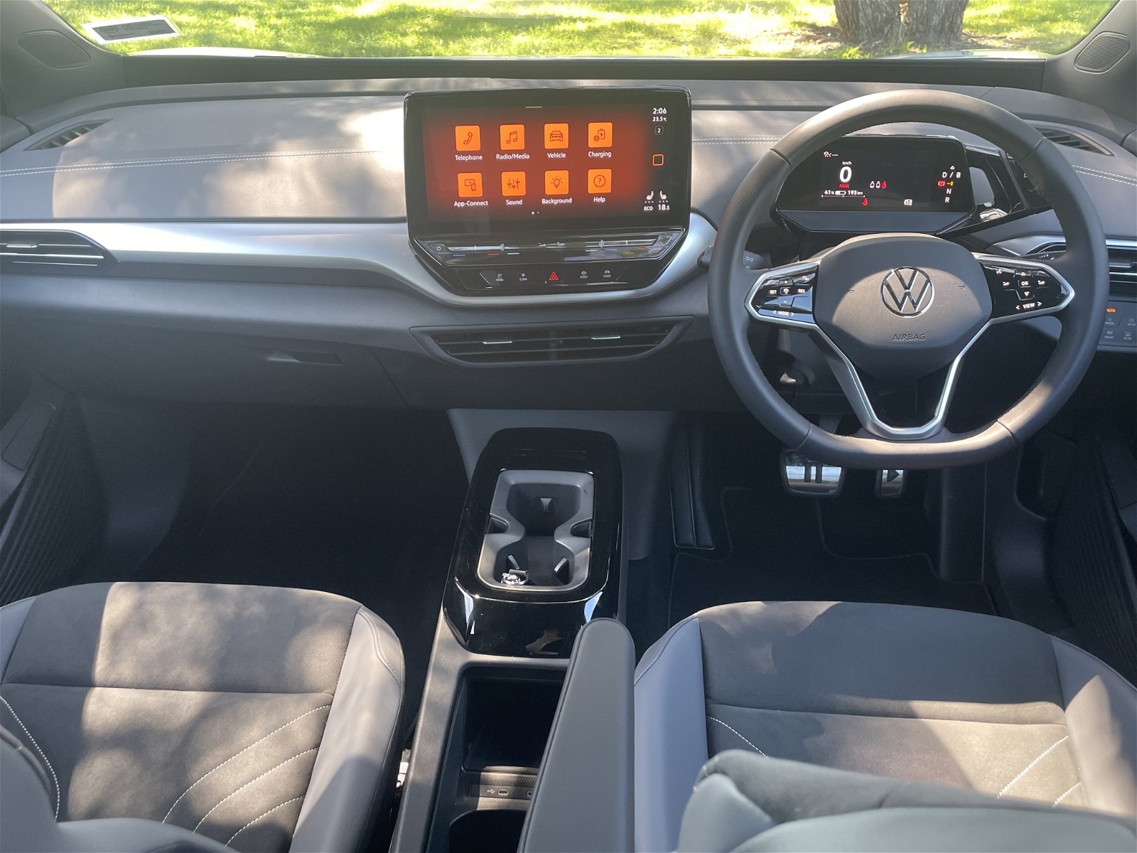 2023 Volkswagen ID.5 Pro