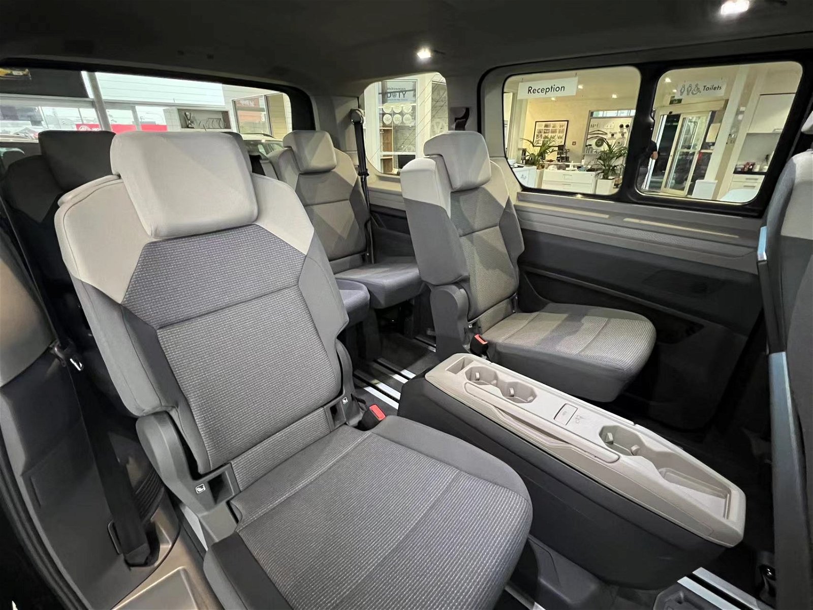2024 Volkswagen Multivan T7 PHEV Family Plug-in Hybrid
