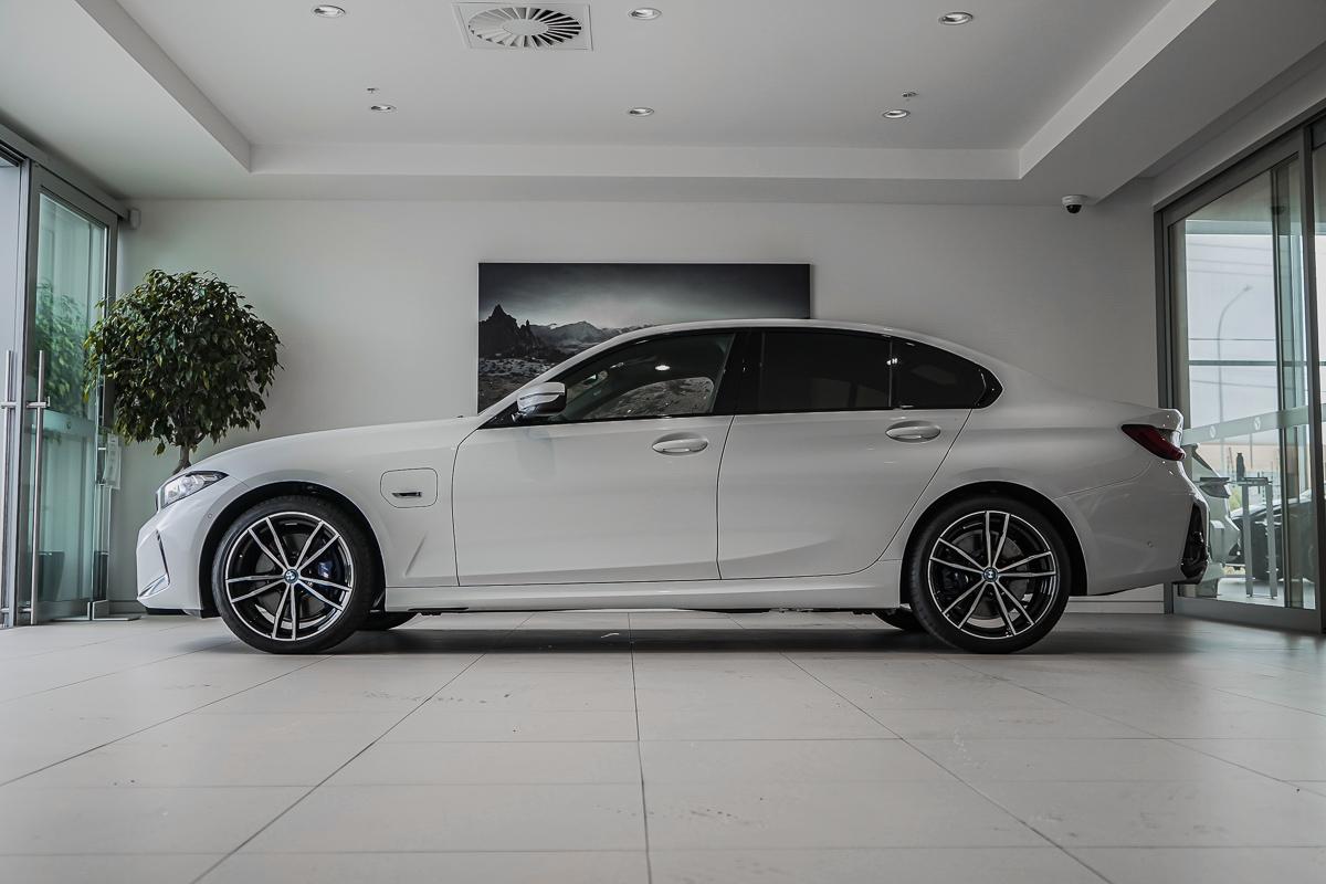 2024 BMW 330e Sedan M Sport 92,990 Continental Cars BMW North Shore