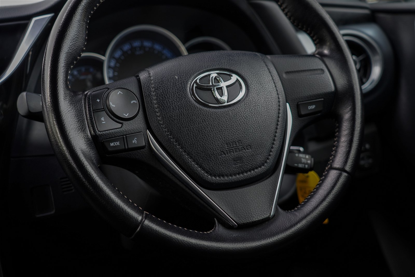 2015 Toyota Corolla GLX 1.8P CVT 4Dr Hatch