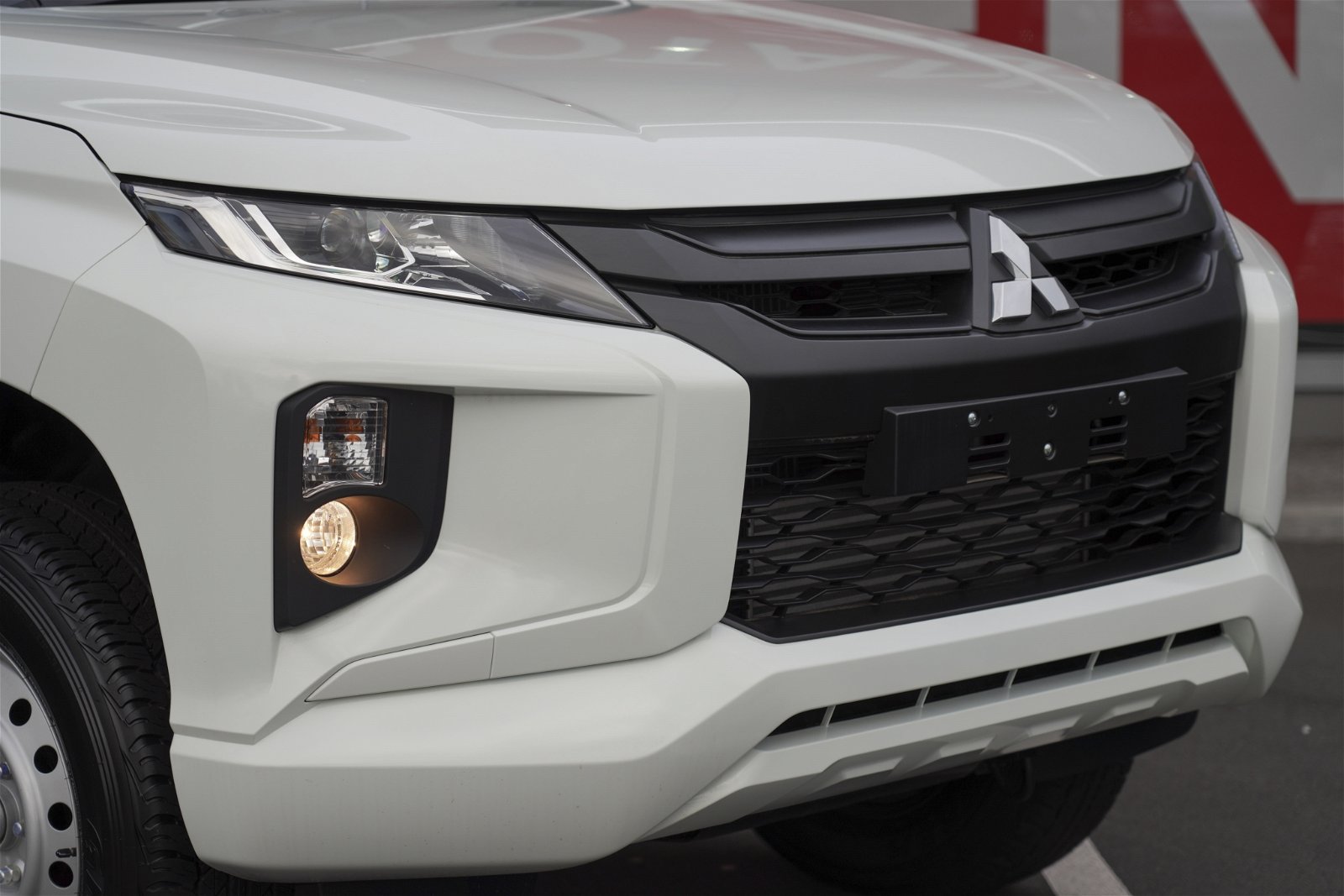2024 Mitsubishi Triton GLX 4WD 2.4 DIESEL TURBO UTE