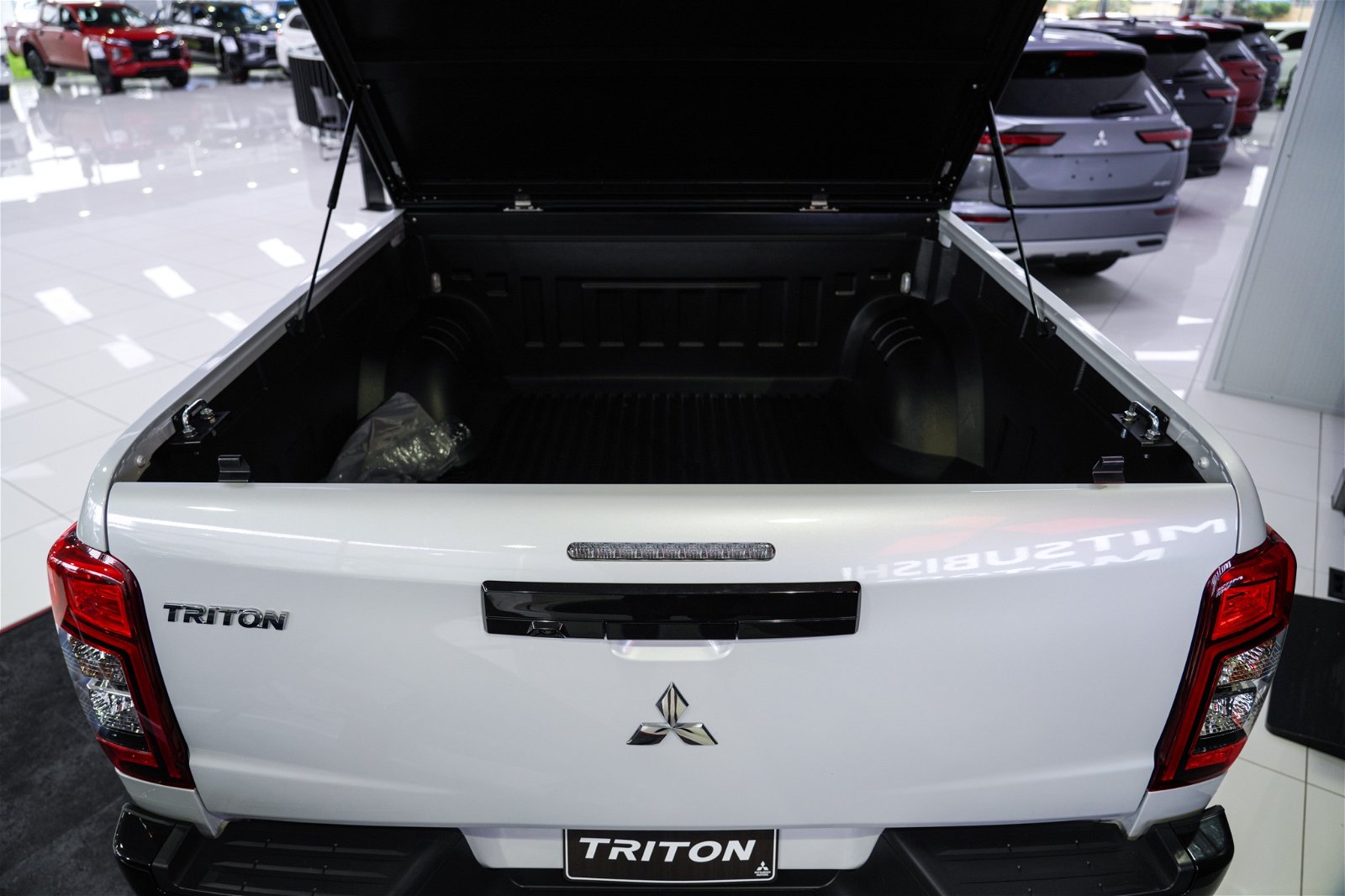 2024 Mitsubishi Triton GLSB 2.4DT 4WD 6A 4Dr Ute