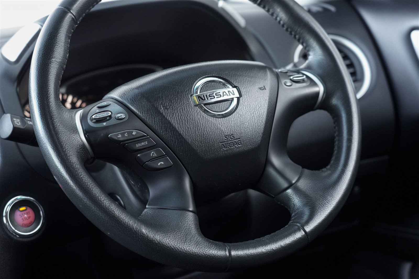 2015 Nissan Pathfinder TI 3.5P 4WD 6CVT