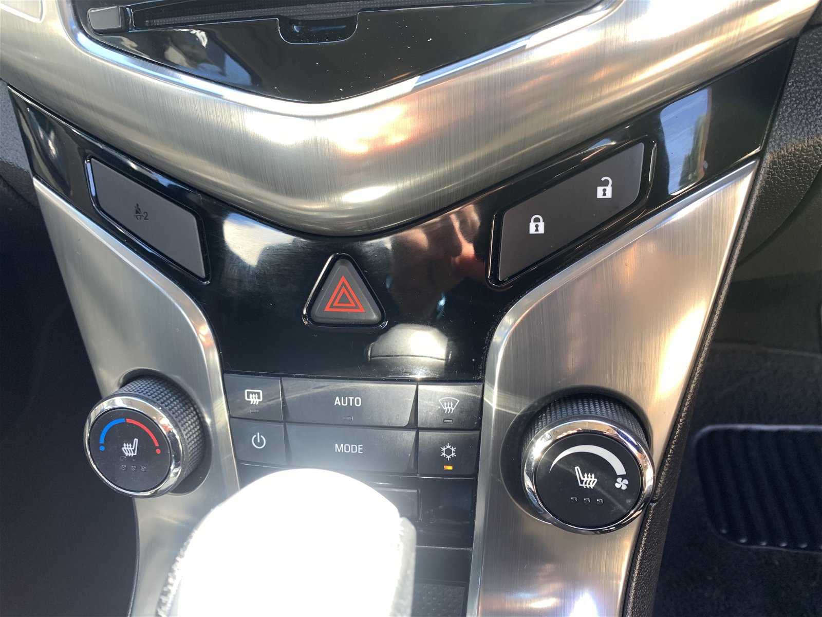 2014 Holden Cruze Z-series 1.8p/6at/sl