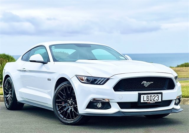 2017 Ford Mustang 5.0L V8 Fastback At