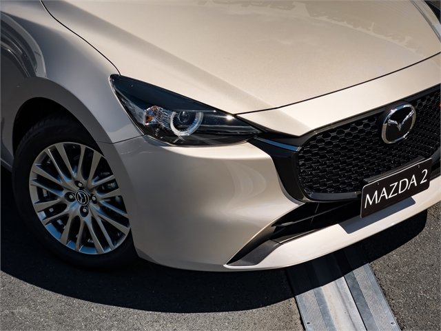 2024 Mazda 2 Limited 1.5L