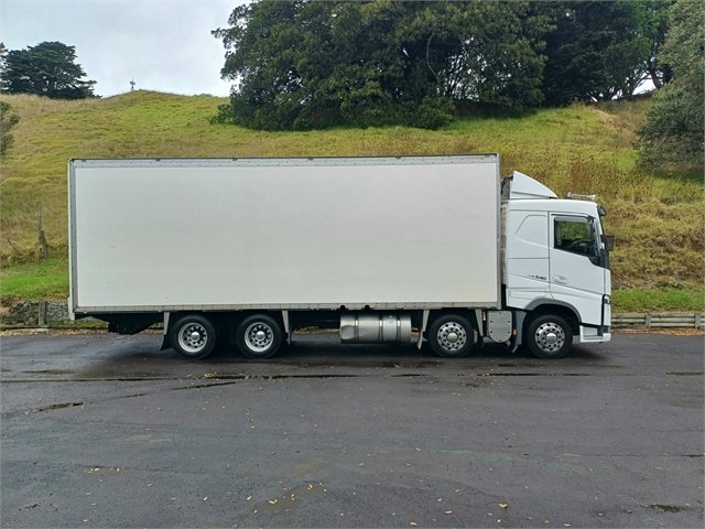2018 Volvo FH540 -3 Degree / Standby Power / Auxillary Engine