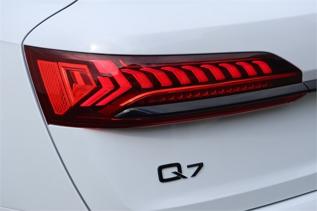 2024 Audi Q7 45 TDI quattro tiptronic (170 kW)