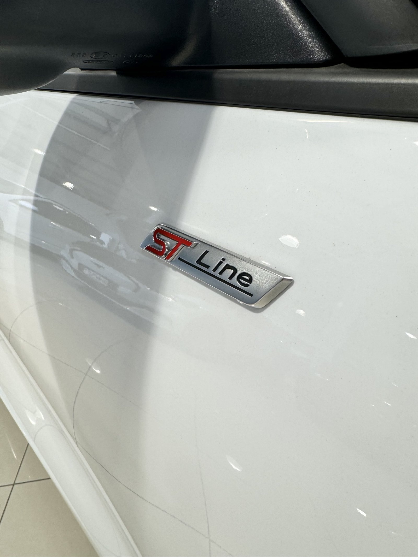 2023 Ford Escape ST LINE X 2.5 Plug in Hybrid 