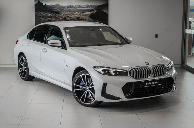 2024 BMW 330e Sedan M Sport