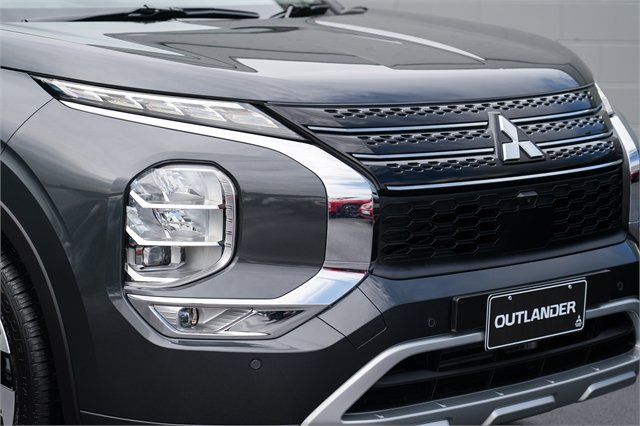 2024 Mitsubishi Outlander 2.5P VRX 4WD CVT