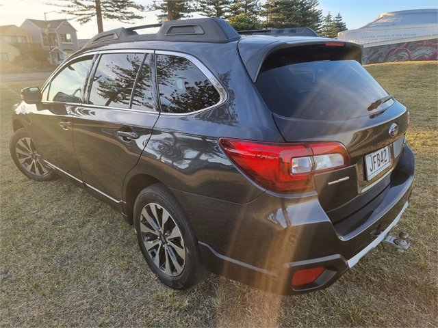 2015 Subaru Outback Premium 2.5P/4Wd/6Cv