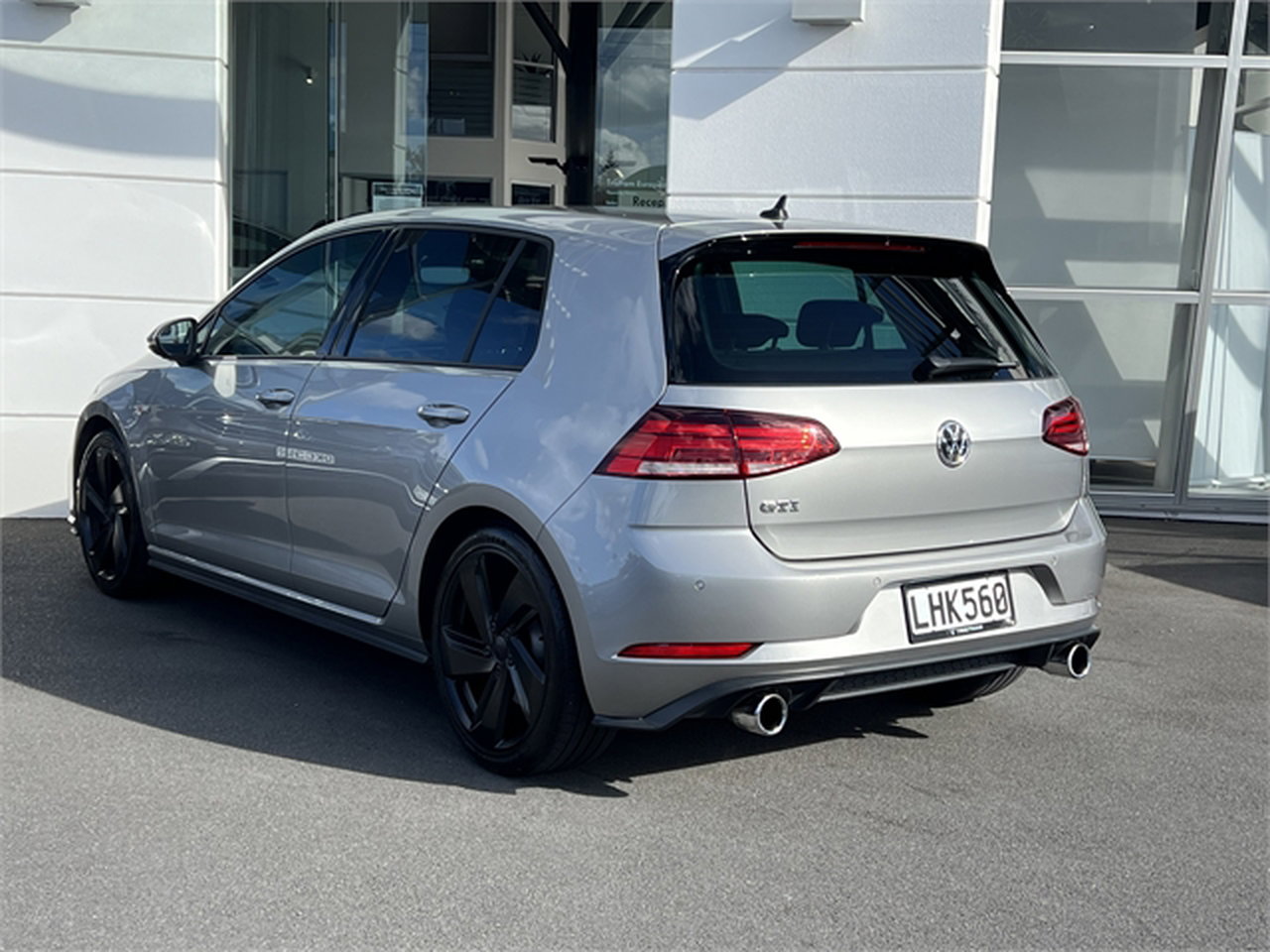 2018 Volkswagen Golf GTI 169kW, NZ NEW, Black wheels