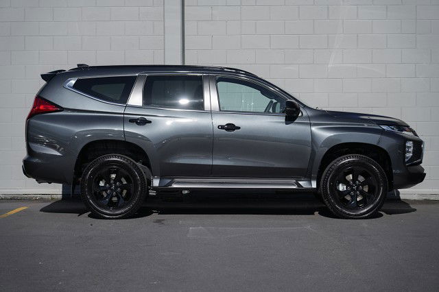 2025 Mitsubishi Pajero Sport Sport 2.4D VRXB 4WD 8AT