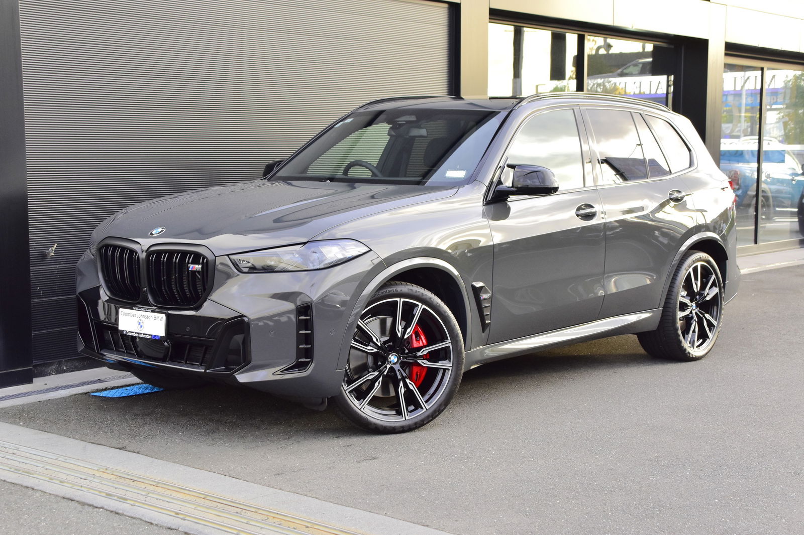 2024 BMW X5 M60i 209,640 BMW NZ