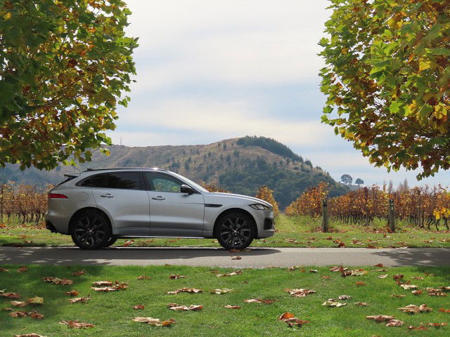 2019 Jaguar F-Pace 300 Sport