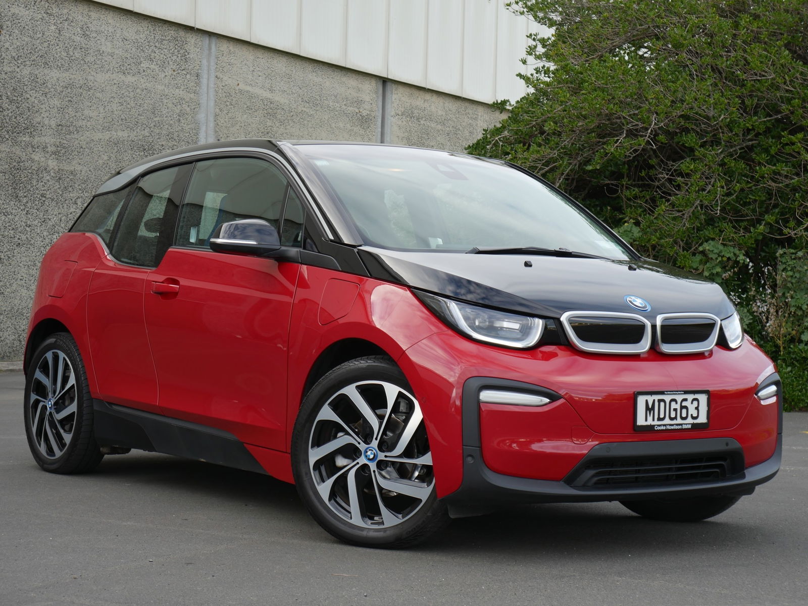 2019 BMW i3 94Ah REx LCI SE 34 990 Cooke Howlison BMW Dunedin