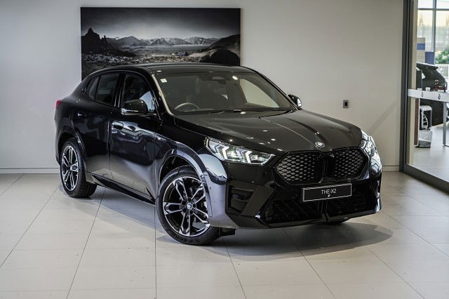 2024 BMW iX2 edrive20 65Kwh