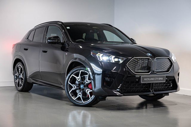 2024 BMW X2 iX2 eDrive20 M Sport Pro