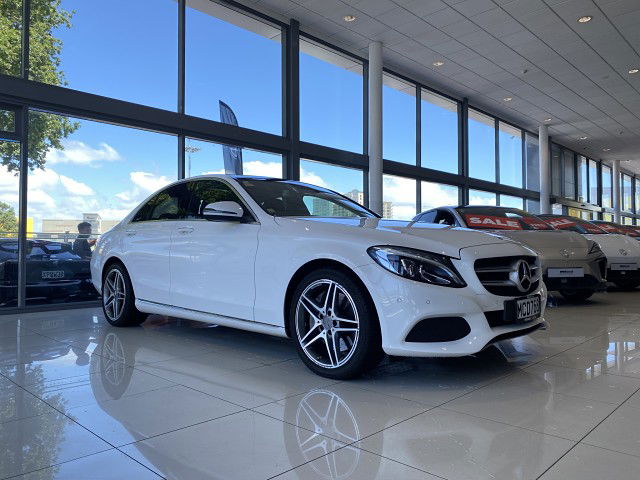 2016 Mercedes-Benz C 350 Sport Premium 2.0P Plug-In Hybrid