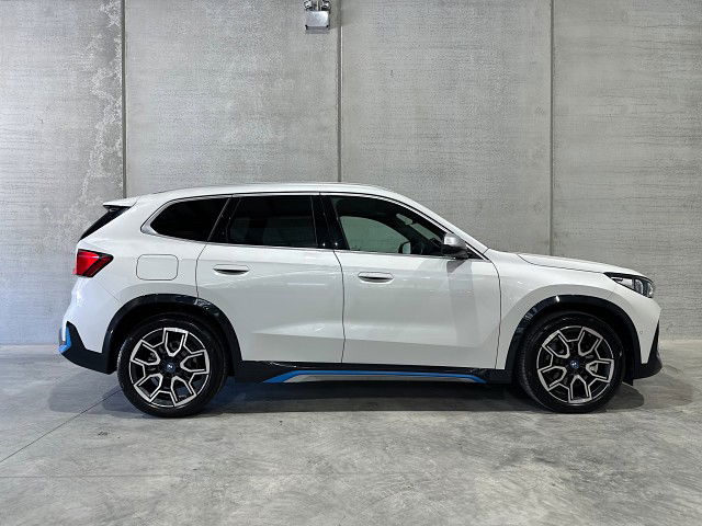 2023 BMW iX1 xDrive30