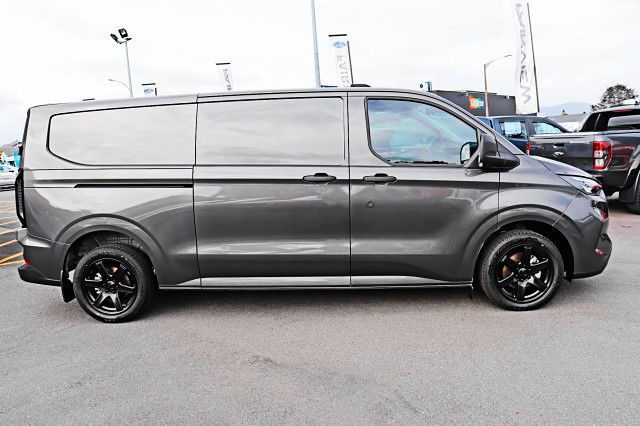 2024 Ford Transit Custom 320L 2.0L