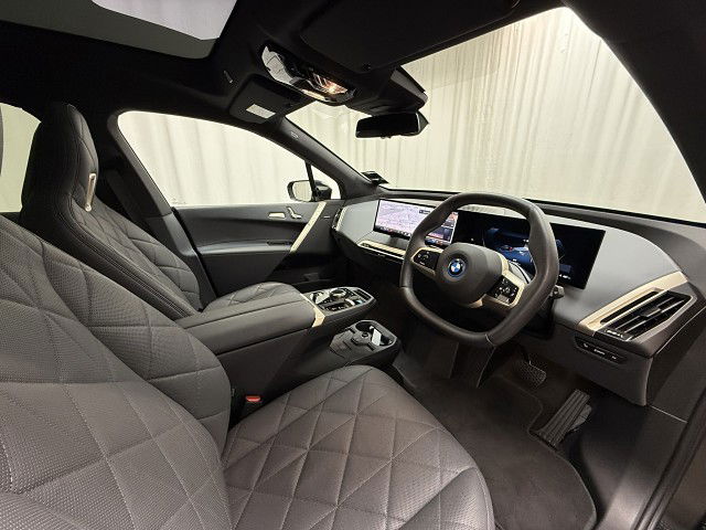 2024 BMW iX BMWi vehicles 22CF 50 xDrive SE