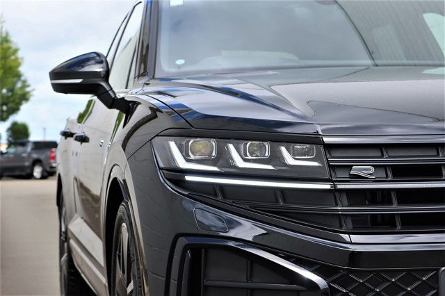 2025 Volkswagen Touareg V6S TDI R-Line