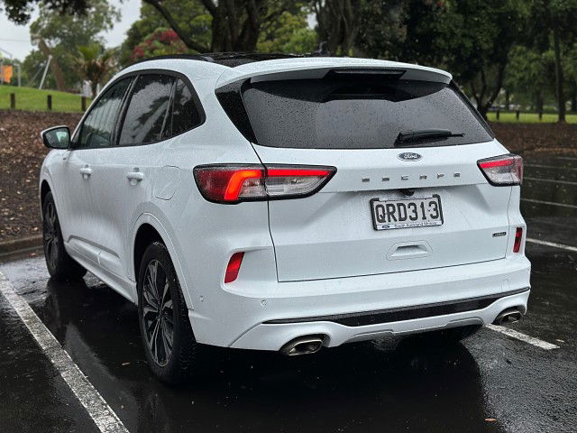 2024 Ford Escape SUV PHEV ST-LINE X 2.5P CVT FWD