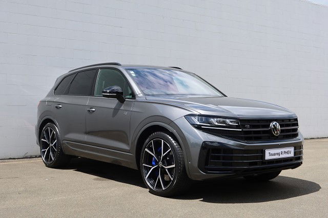 2025 Volkswagen Touareg R Phev