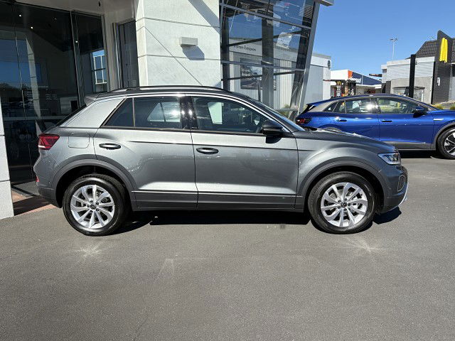 2025 Volkswagen T-Roc TSI Life 2WD 1.4T