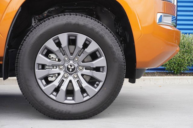 2024 Mitsubishi Triton GLX-R 4WD 6-sp auto