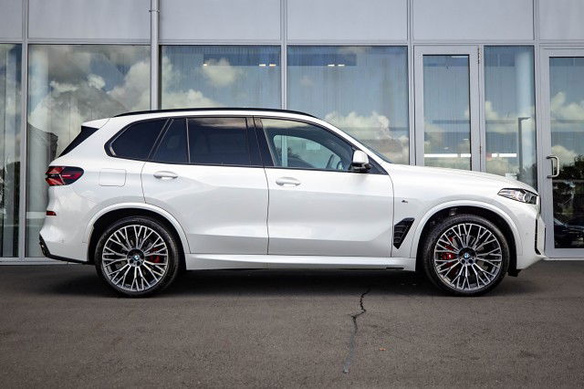 2024 BMW X5 xDrive30d M Sport Executive Innovation