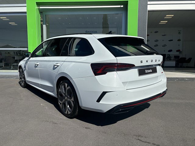 2025 Skoda Octavia RS WAGON 195kW 2.0P