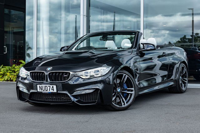 2015 BMW M4 M SeriesConvertible 3.0P
