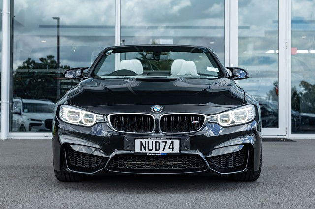 2015 BMW M4 M SeriesConvertible 3.0P