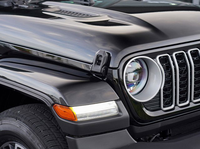 2025 Jeep Wrangler JL  Overland 2.0P 4WD 4Dr Wagon