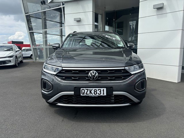 2025 Volkswagen T-Roc TSI Life 2WD 1.4T