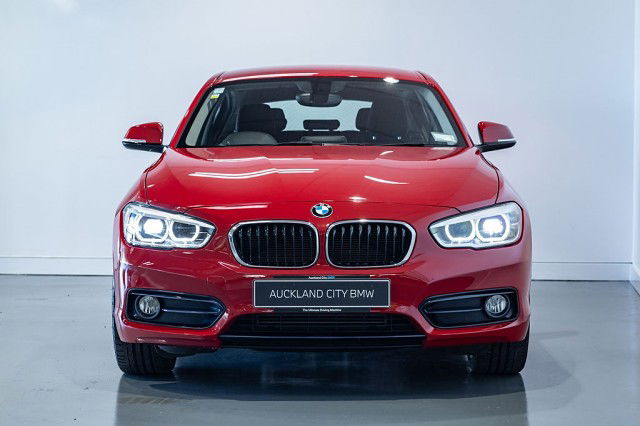 2015 BMW 125i Hatchback Sport Line