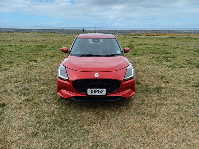 2025 Suzuki Swift GLSC Hybrid