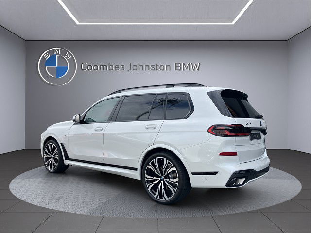 2025 BMW X7 22EN xDrive40d M Sport Pro