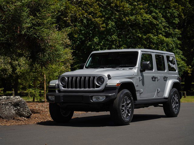 2025 Jeep Wrangler JL  Overland 2.0P 4WD 4Dr Wagon