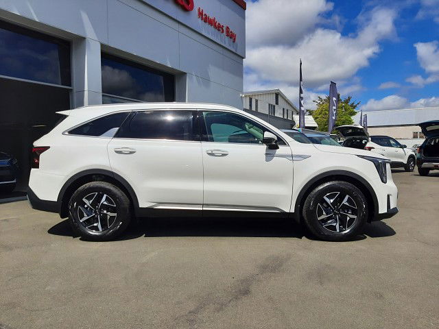 2025 Kia Sorento EARTH AWD 1.6T HYBRID
