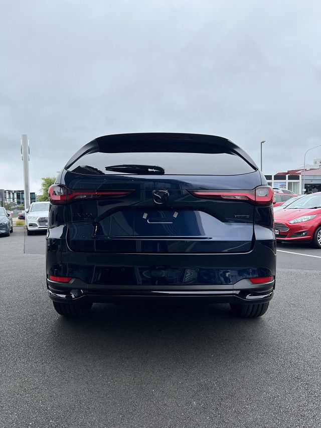 2025 Mazda CX-90 Takami 3.3L MHEV AWD Black Carbon Edition