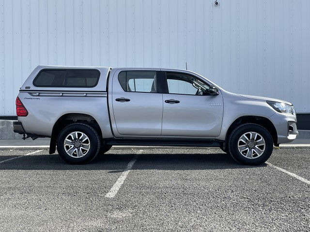 2019 Toyota Hilux Sr Td Dc 2.8d/6at